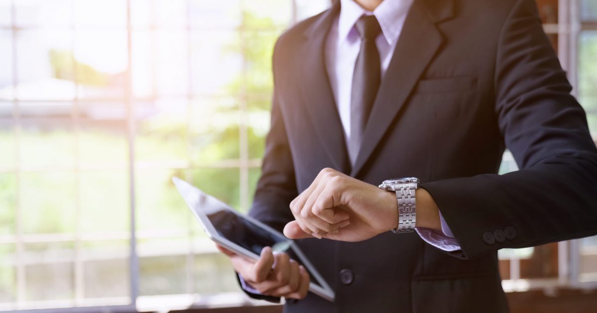 時間を守るということの大切さ 面接開始時間5分前の 時間変更 電話 はどう見られるか コンサル転職 ポストコンサル転職のアクシスコンサルティング 公式