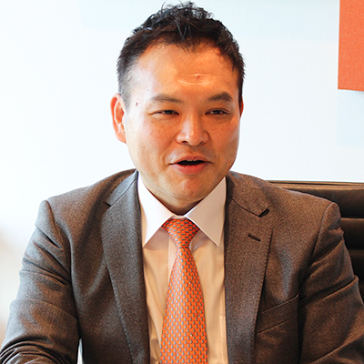 岡部 仁志様