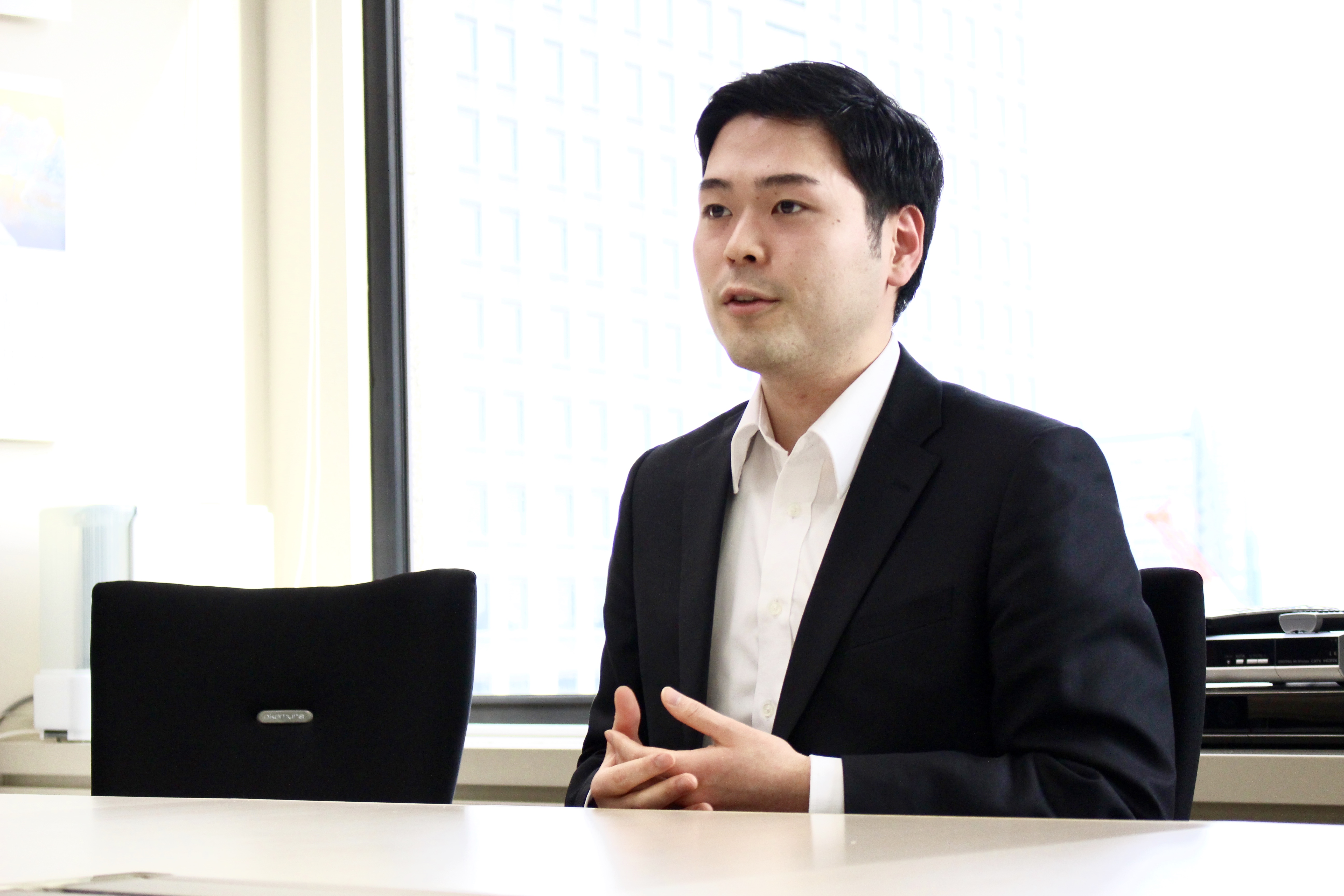 イーソリューションズ