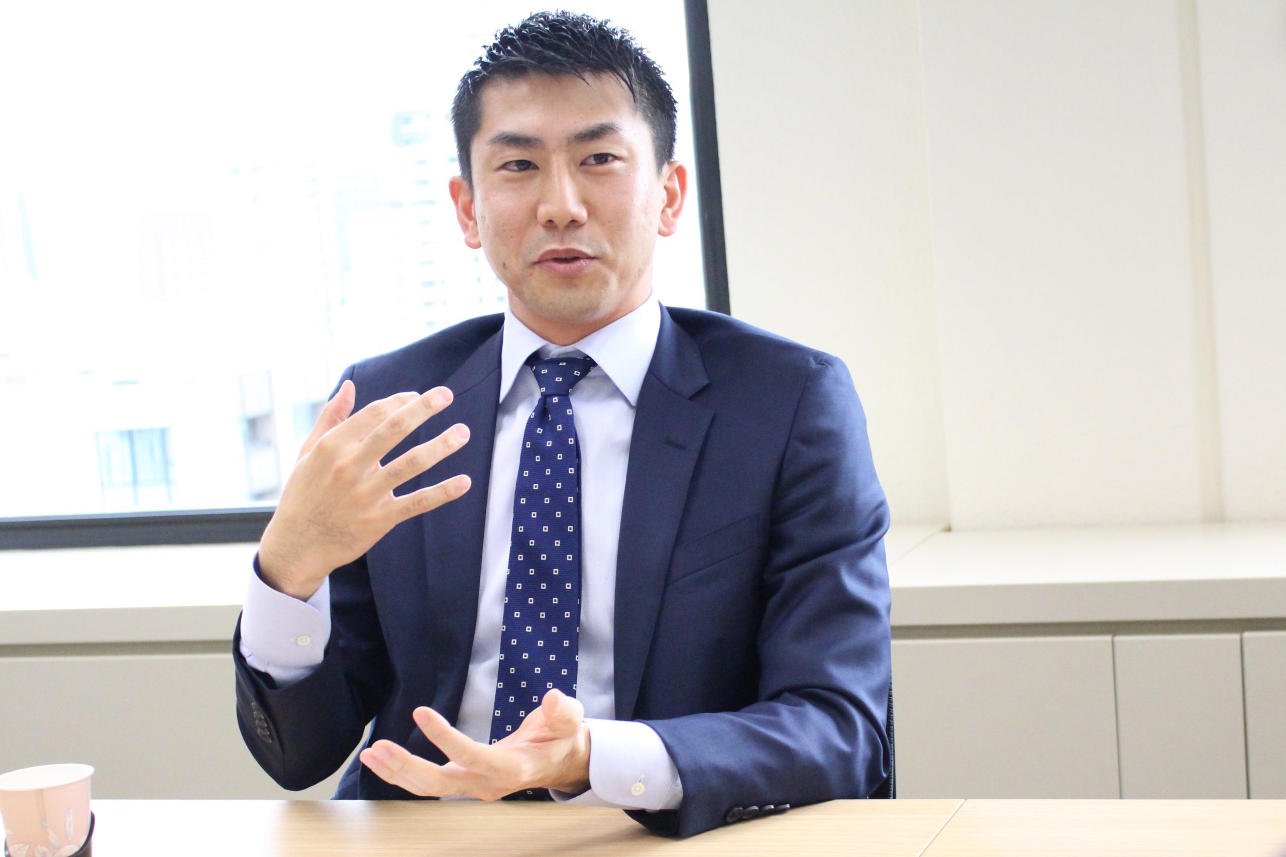 イーソリューションズ