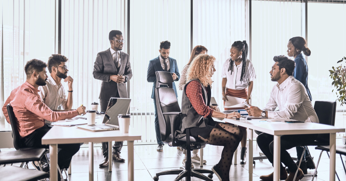 外資系コンサル20代の年収レンジ【戦略系・総合系比較】コンサル転職＆ポストコンサル転職のアクシスコンサルティング【公式】