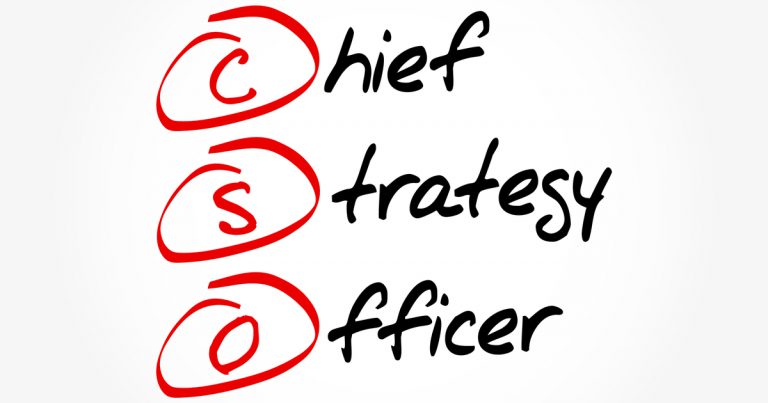 “CSO(最高戦略責任者)”の役割・CEO/COO/CFOとの違い・年収・キャリアパスについてコンサル転職&ポストコンサル転職のアクシスコンサルティング【公式】