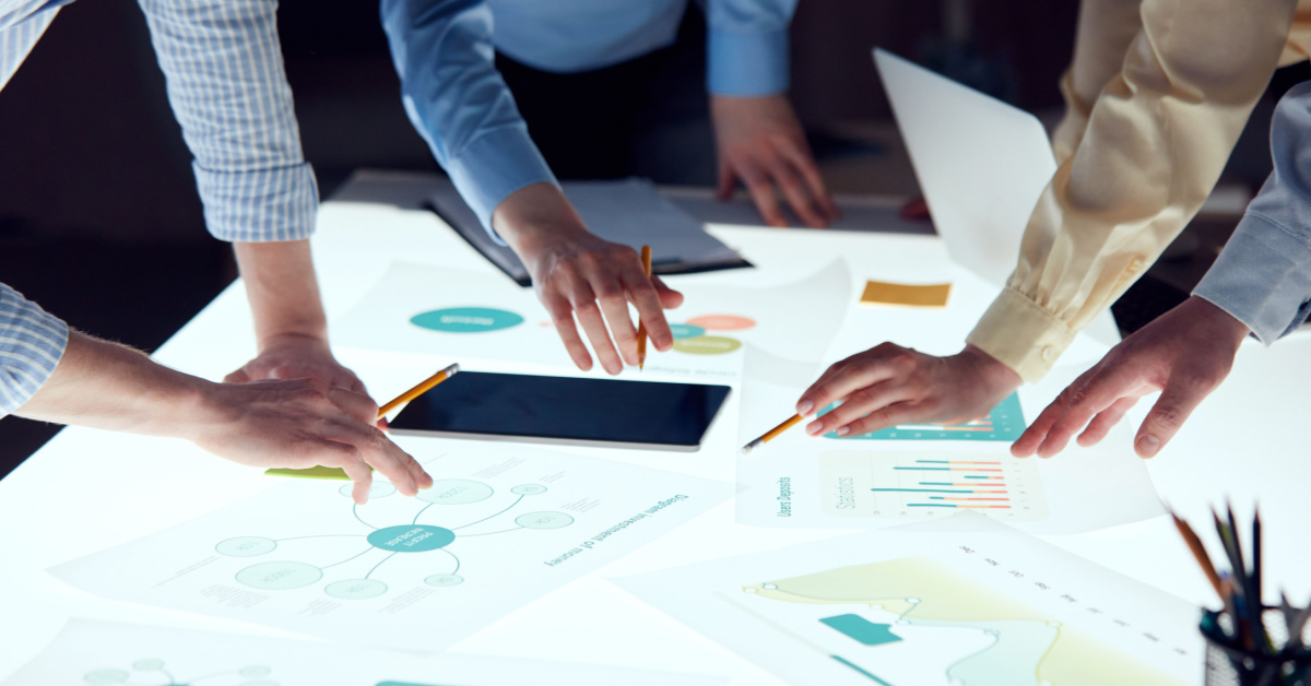 広告代理店からコンサルティングファームへの転職は可能【成功させるためのポイント・両者の違いなどを解説】