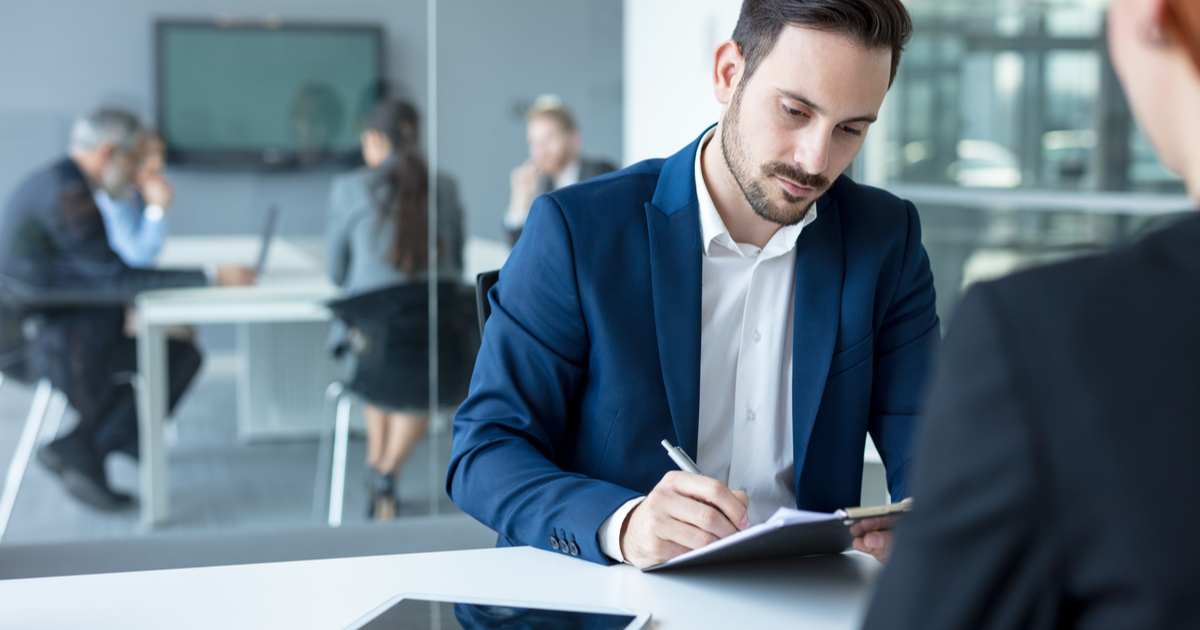 エンジニア転職面接のよくある質問と解答のポイント【技術面から志望動機まで】