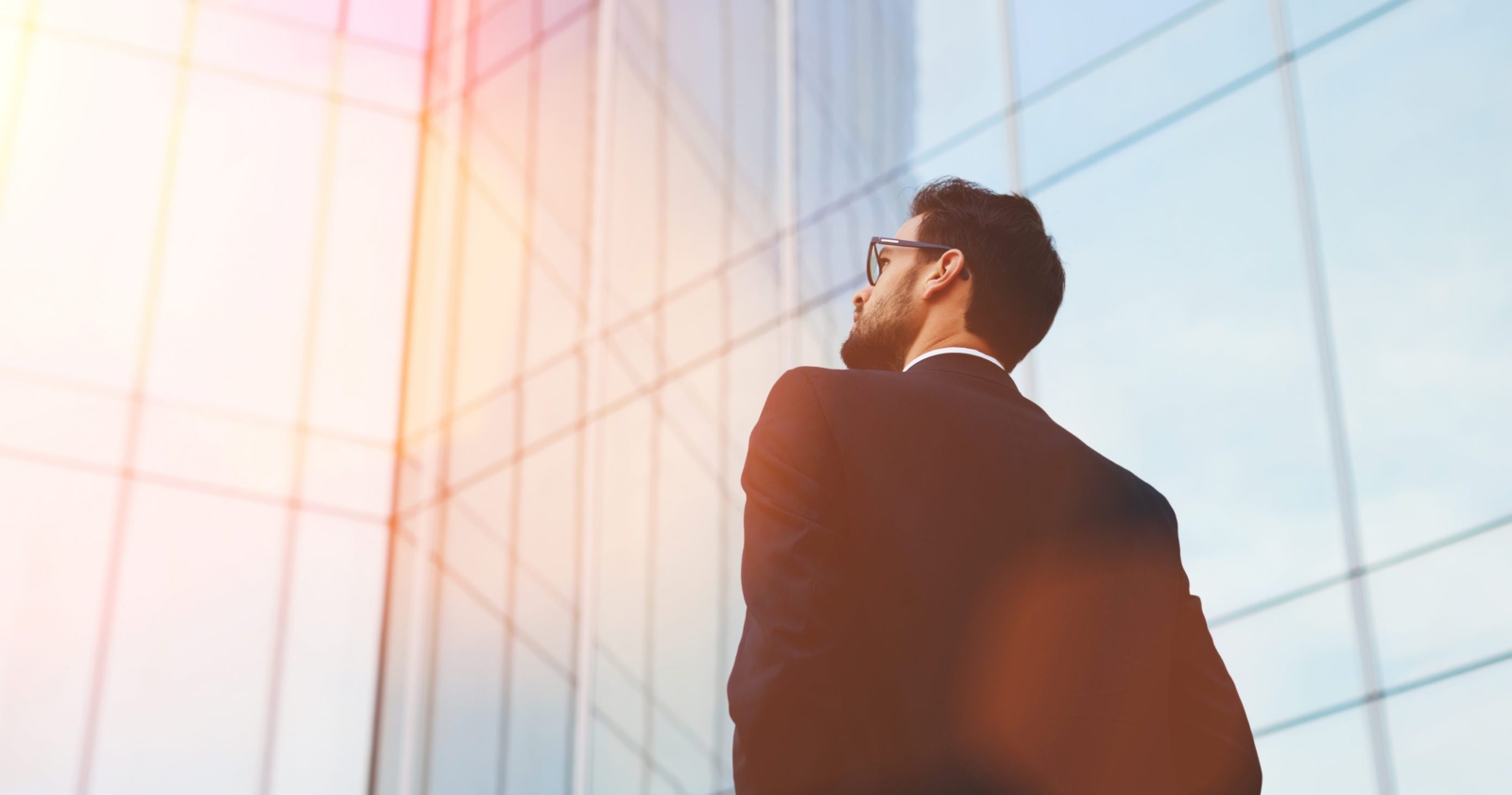 【転職事例】商社から外資系ファームへ転職後、メガバンクへ。元コンサルだからこそ「無双状態になれた」その真意に迫る。