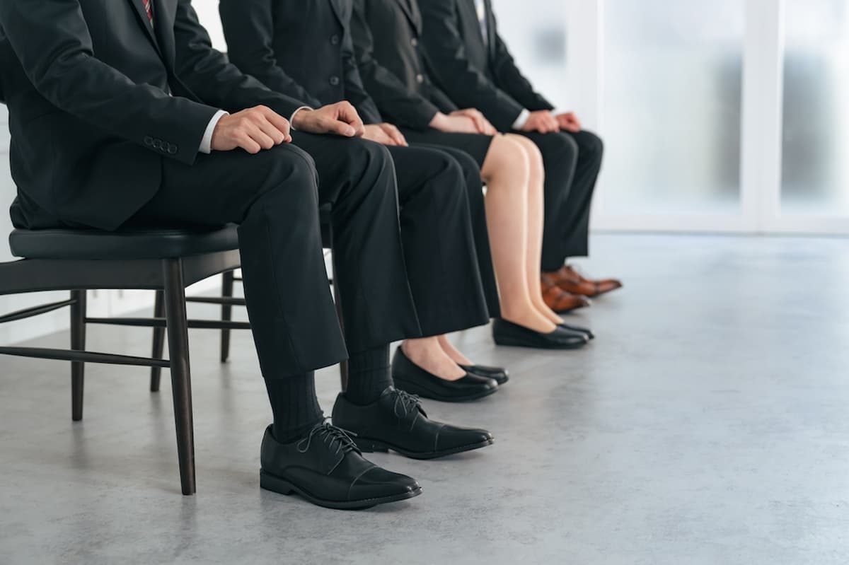 【ケース面接の代表的なパターンと例題・解答】<賛成・反対の立場表明④>課題:「経団連が定める画一的な就活ルールの導入について」