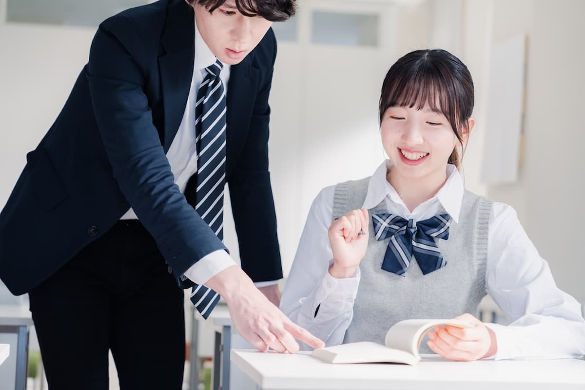 ケース面接の代表的なパターンと例題・解答【現状の利益把握と利益拡大策③＜学習塾企業の利益拡大＞】